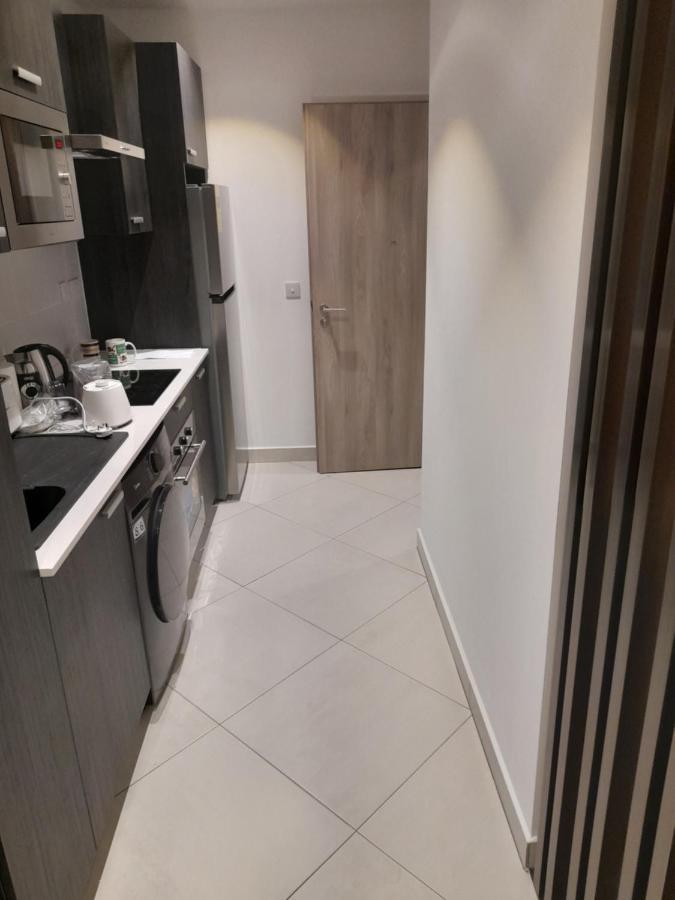 The Lennox D-Plus Apartments Accra Extérieur photo