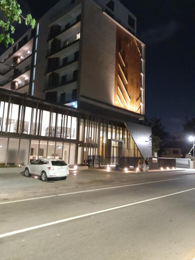 The Lennox D-Plus Apartments Accra Extérieur photo
