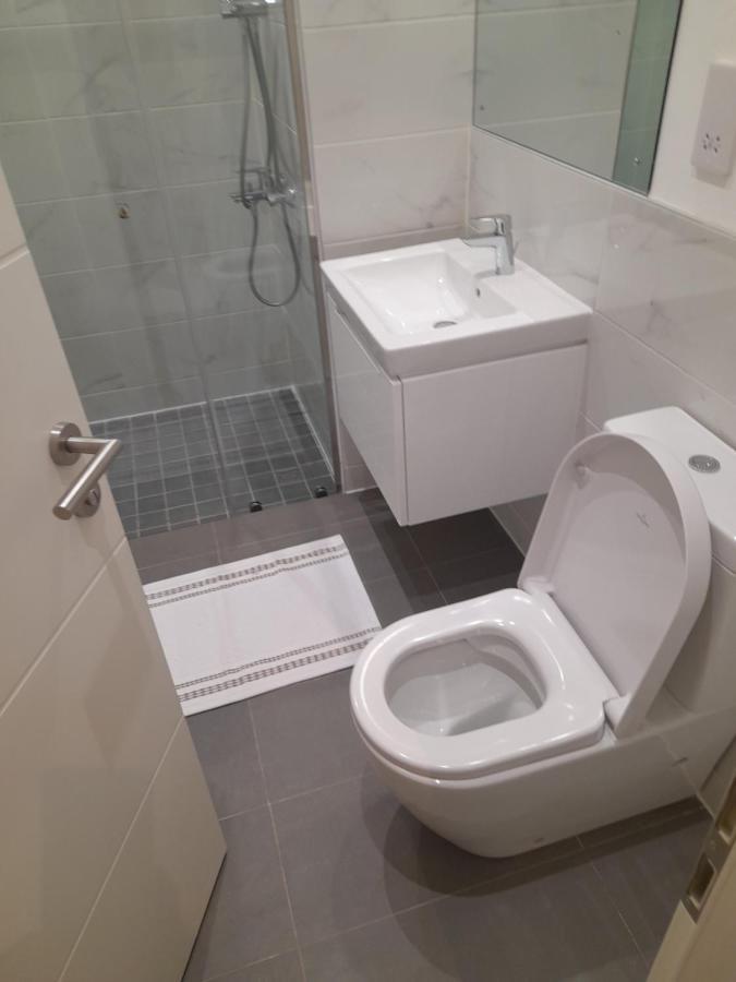 The Lennox D-Plus Apartments Accra Extérieur photo