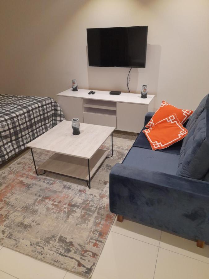 The Lennox D-Plus Apartments Accra Extérieur photo